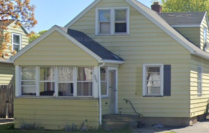 Primary Photo - 880 Glide St