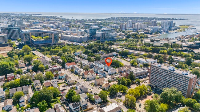 Foto del edificio - 14 Taylor St