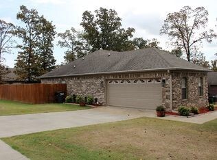 Foto principal - 1512 Bedford Dr