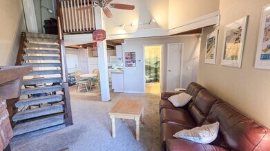Building Photo - 2300 Lodgepole Cir