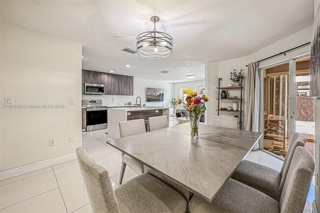 Foto del edificio - 16426 SW 48th Terrace