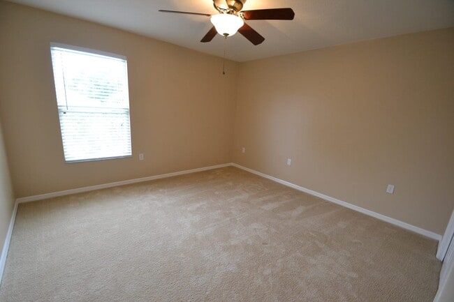 Foto del edificio - 1334 Scattered Pines Pl