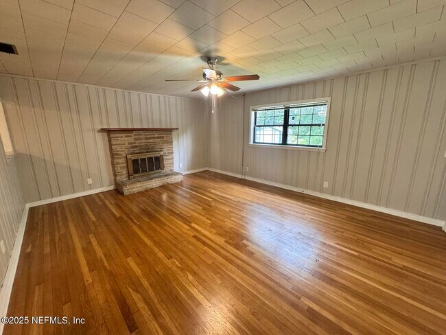 Foto del edificio - 2054 Holly Oaks River Dr