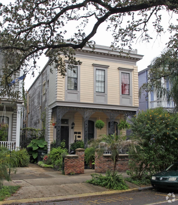 Primary Photo - 1327 Esplanade Ave