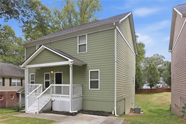 Foto del edificio - 841 Ridge Ave NW