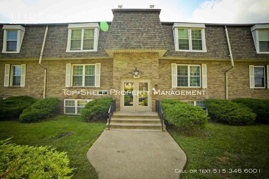 Primary Photo - POOL! 2BR Newly renovated