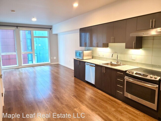 Foto del edificio - 1 br, 1 bath House - 1085 103rd Ave NE, Ap...