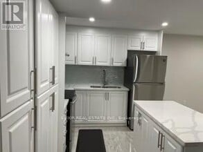 Building Photo - 88 Germain Cir