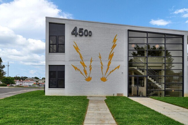Building Photo - Live, Laugh, Love... Efficiently