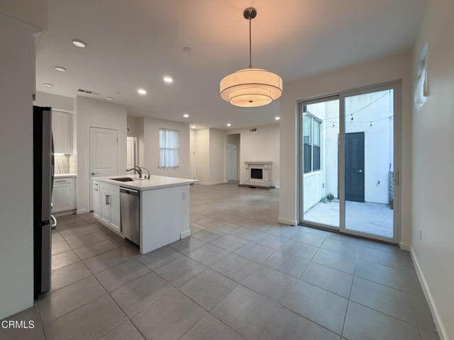 Foto del edificio - 1568 E Thompson Blvd