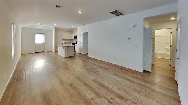 Building Photo - 10040 Appaloosa Ln