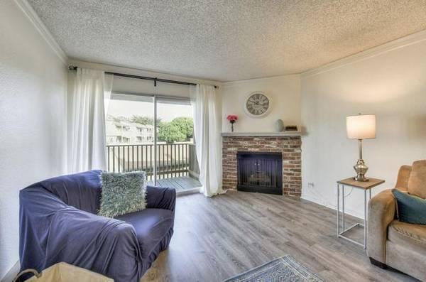 Primary Photo - 396 Imperial Way #209