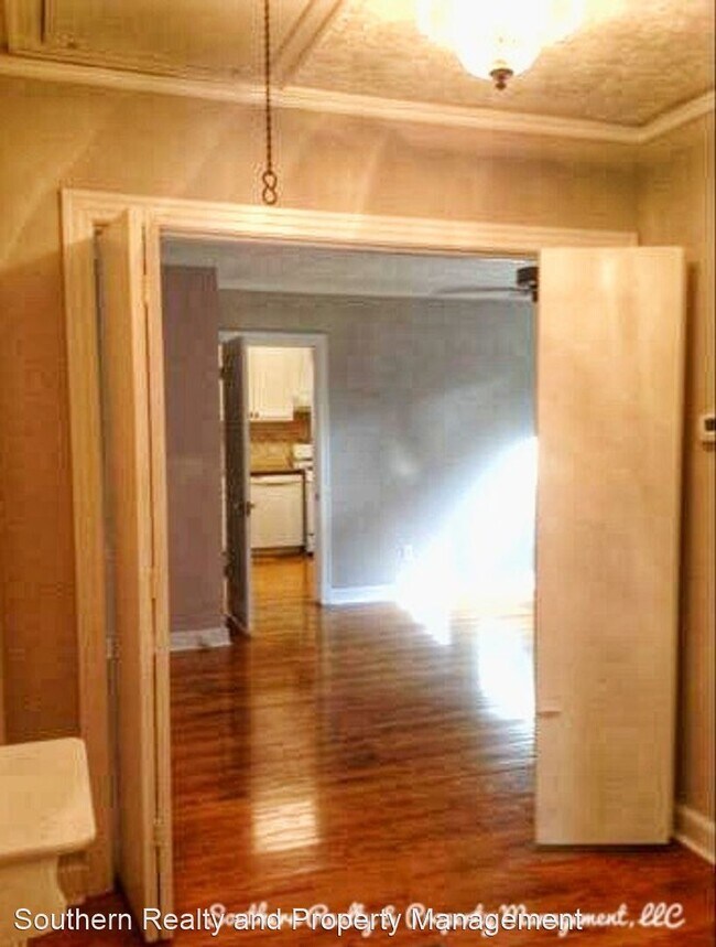 Foto del edificio - 3 br, 2 bath House - 2336 Yancey Avenue