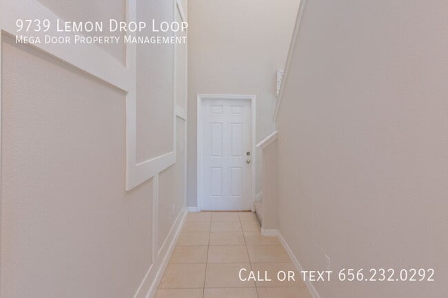 Foto del edificio - 9739 Lemon Drop Lp