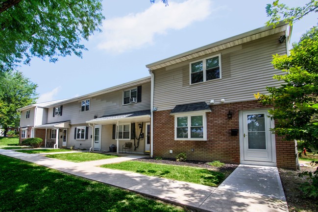 Cornwall Park Townhouses Apartments - Cornwall, NY | Apartments.com