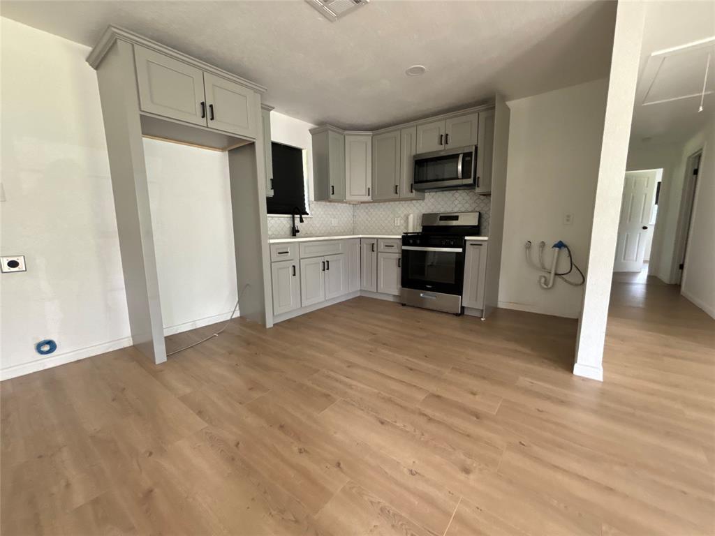 304 Avenue F, Brazoria, TX 77422 House Rental in Brazoria, TX