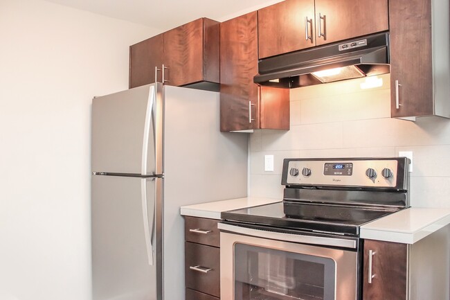 Interior Photo - Patton Square