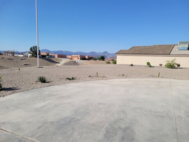 Building Photo - Summer Rental RV Garage