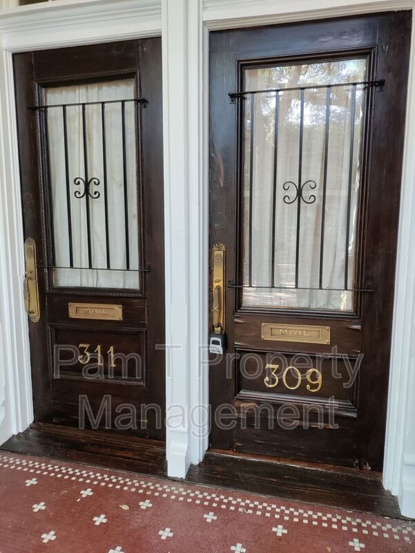Building Photo - 309 East 31st Street
