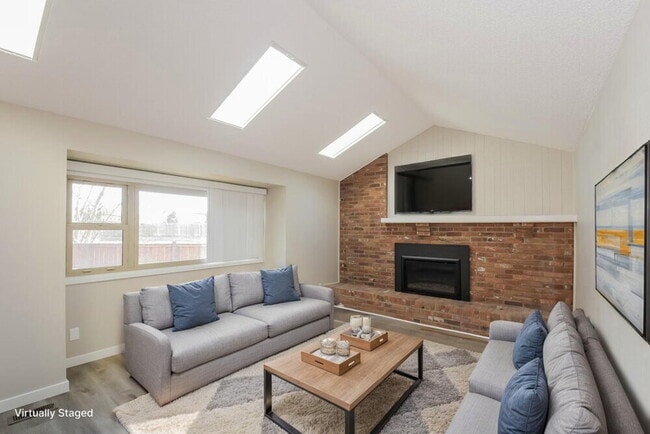 Foto del edificio - 4792 S Gar Way