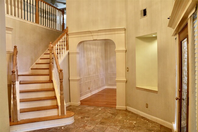 Building Photo - 3211 Cherry Forest Dr