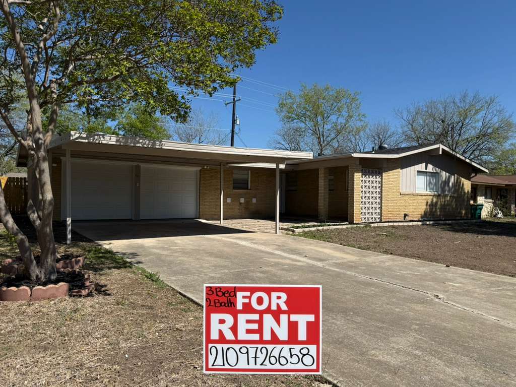 Photo - 317 E Lindbergh Blvd (Universal City, TX)