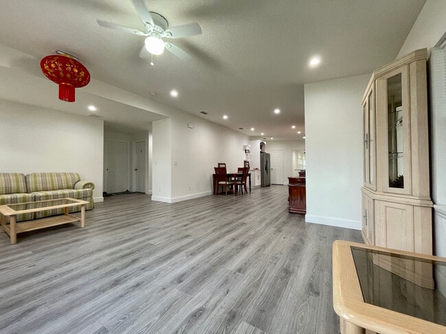 Photo - 3047 Herold Dr House