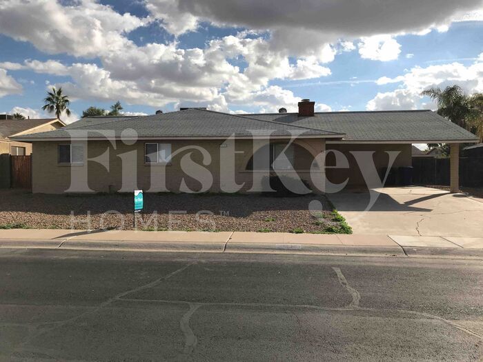 Foto principal - 171 W Jasper Dr