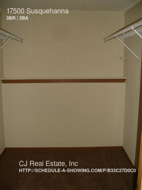 Foto del edificio - 17500 E Susquehanna Dr