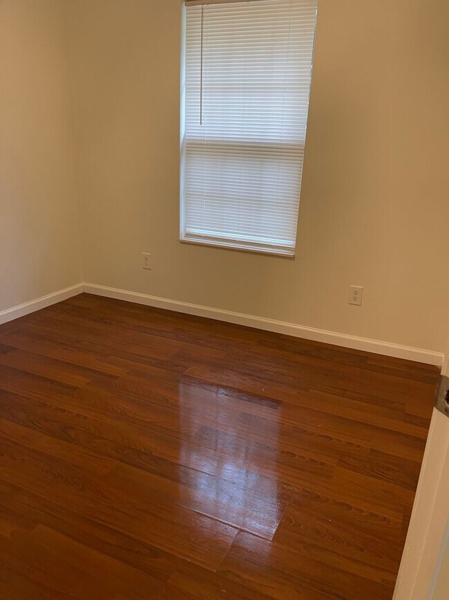 Foto del edificio - Powell 37849 - 3 bedroom, 2 bath home - Contact Lisa Vineyard (865) 216-9334