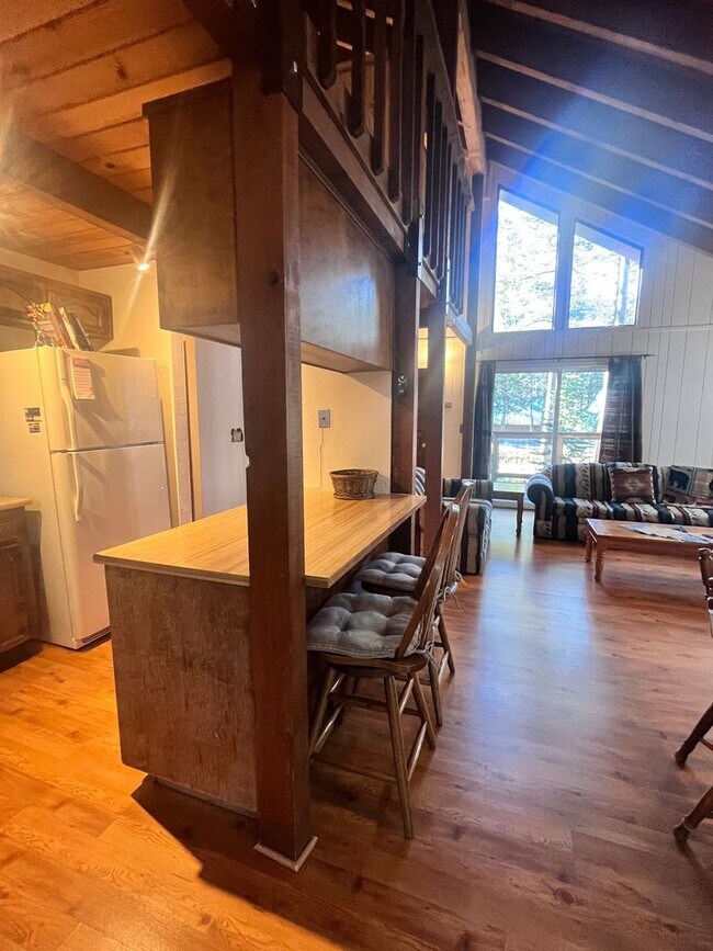 Foto del edificio - Tahoe Donner Long Term Lease - 2 bedroom with loft