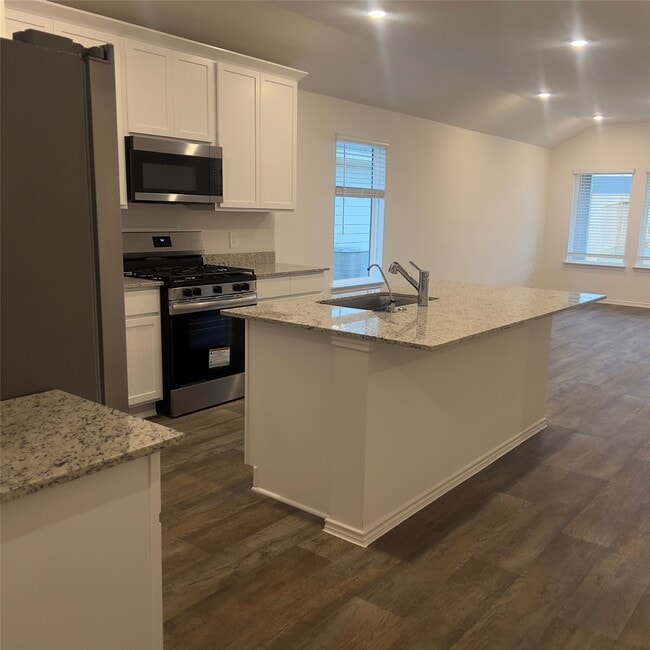 Foto del edificio - 3822 Zoeys Wy