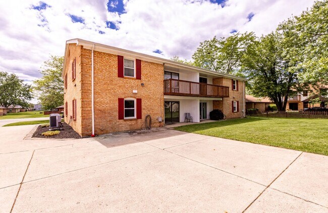 Building Photo - 8358-8364 Washington Village Dr