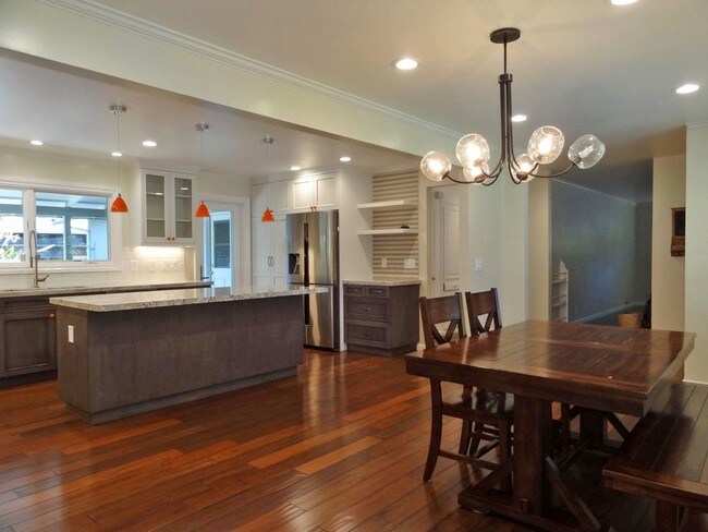 Foto del edificio - 1314 Happy Valley Ave