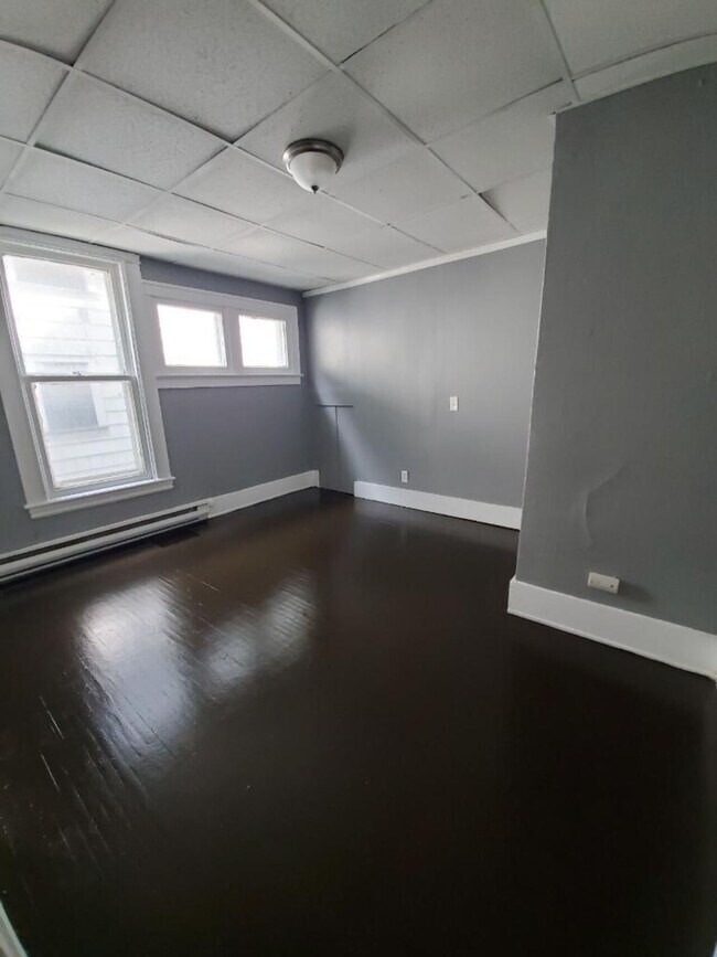 Building Photo - 537 Flint Street
