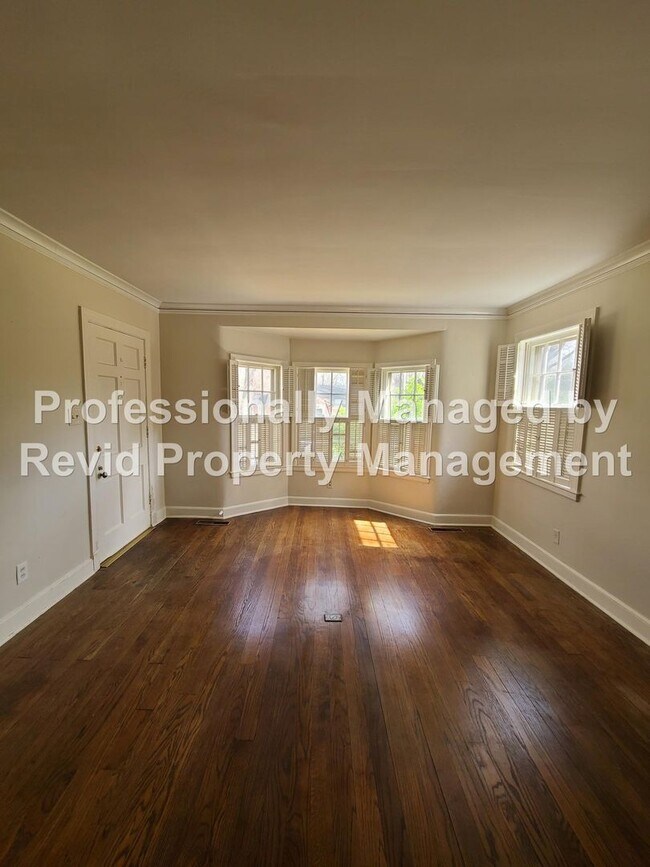 Foto del edificio - 3 Bed 2 bath home off Central Ave.