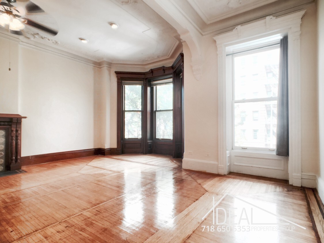 Foto principal - 902 Union St