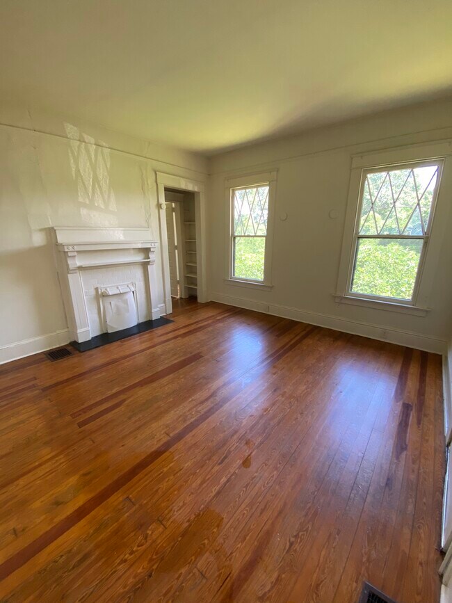 Building Photo - 148 Milledge Ter