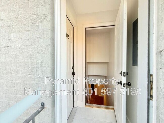 Foto del edificio - 343 W 1300 N