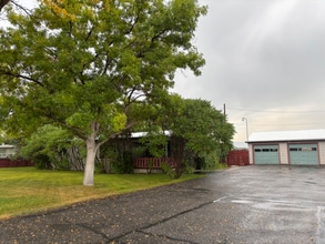 Building Photo - 440 Ronda Rd