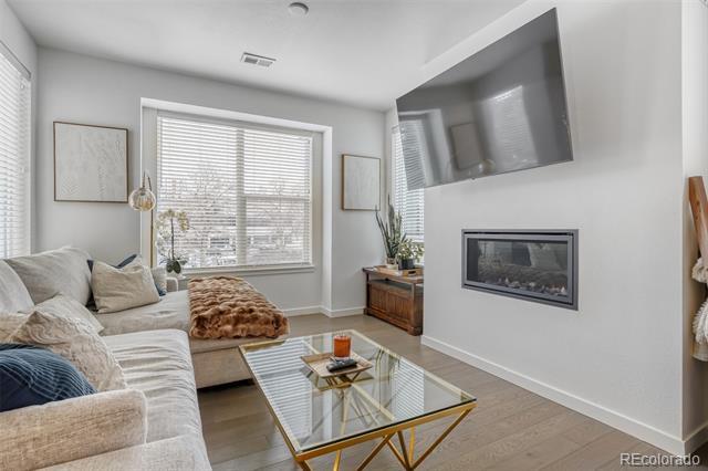 Foto del edificio - 8711 E Hampden Ave