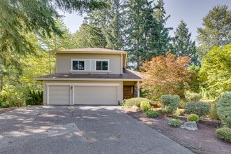 Building Photo - 22900 NE 12th Pl