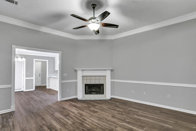 Building Photo - Beautiful Home for Lease!