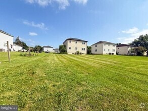 Building Photo - 265 Florence Dr
