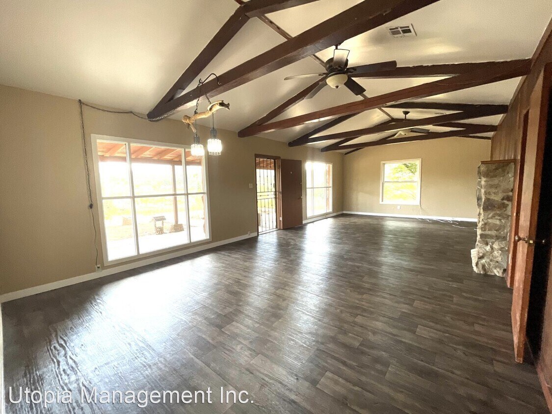 Primary Photo - 2 br, 1 bath House - 301 Arnold Way