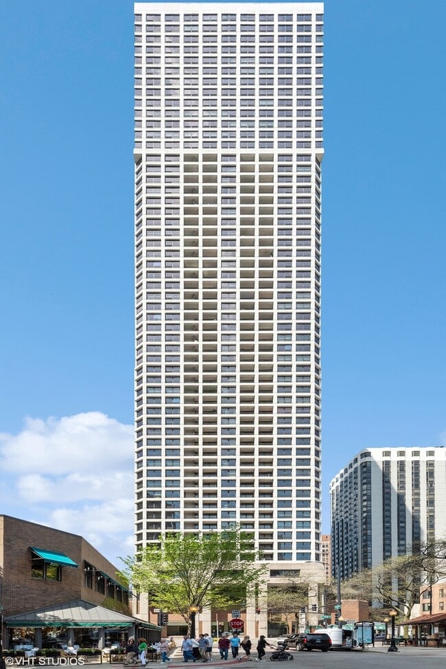 Building Photo - 1030 N State St