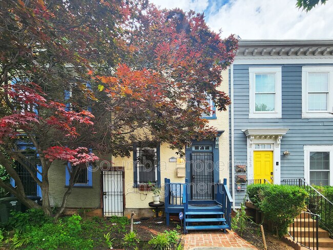Building Photo - 1225 4th St NW