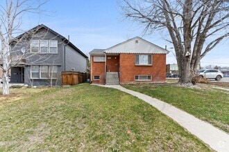 Building Photo - 1520 Oneida St