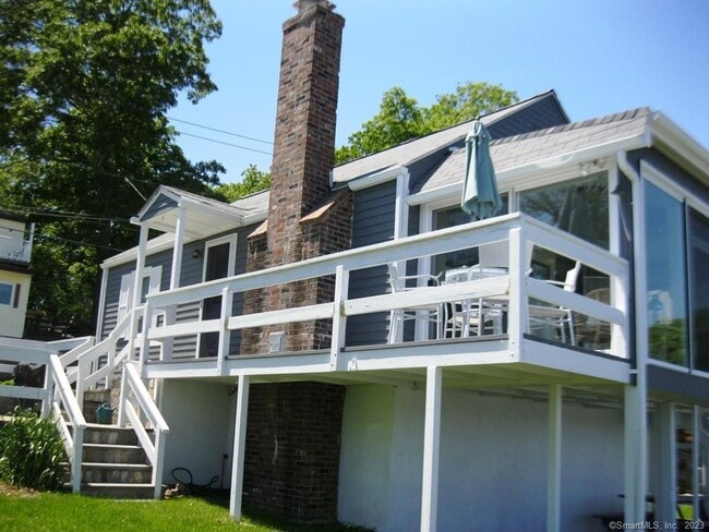 Building Photo - 11 Stanhope Ave