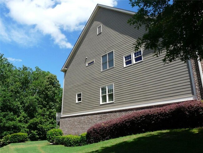 Building Photo - 3970 Sweeting St